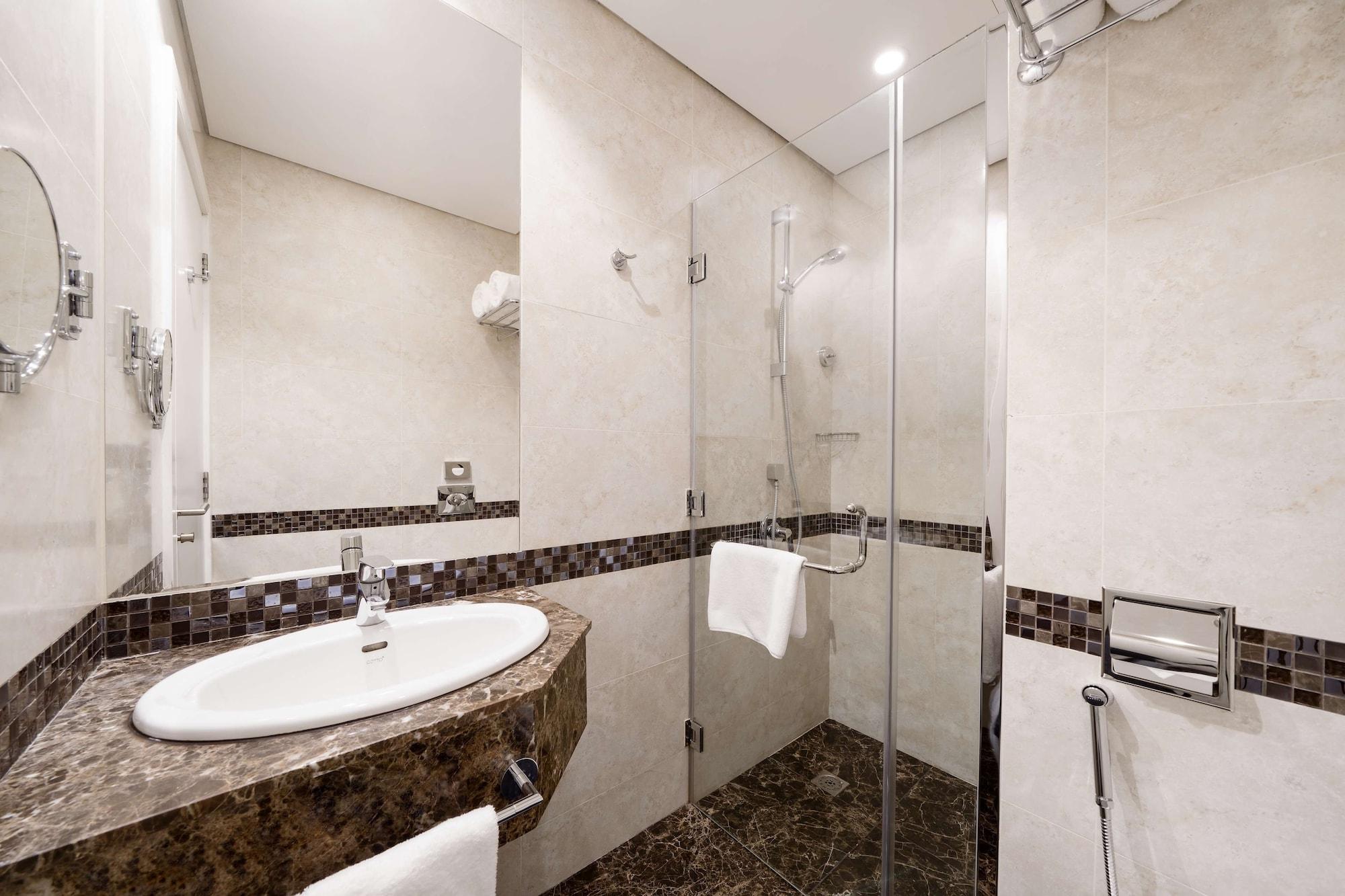 Sas Residence & Hotel, Dhahran - Formerly Radisson Blu Эль-Хубар Экстерьер фото