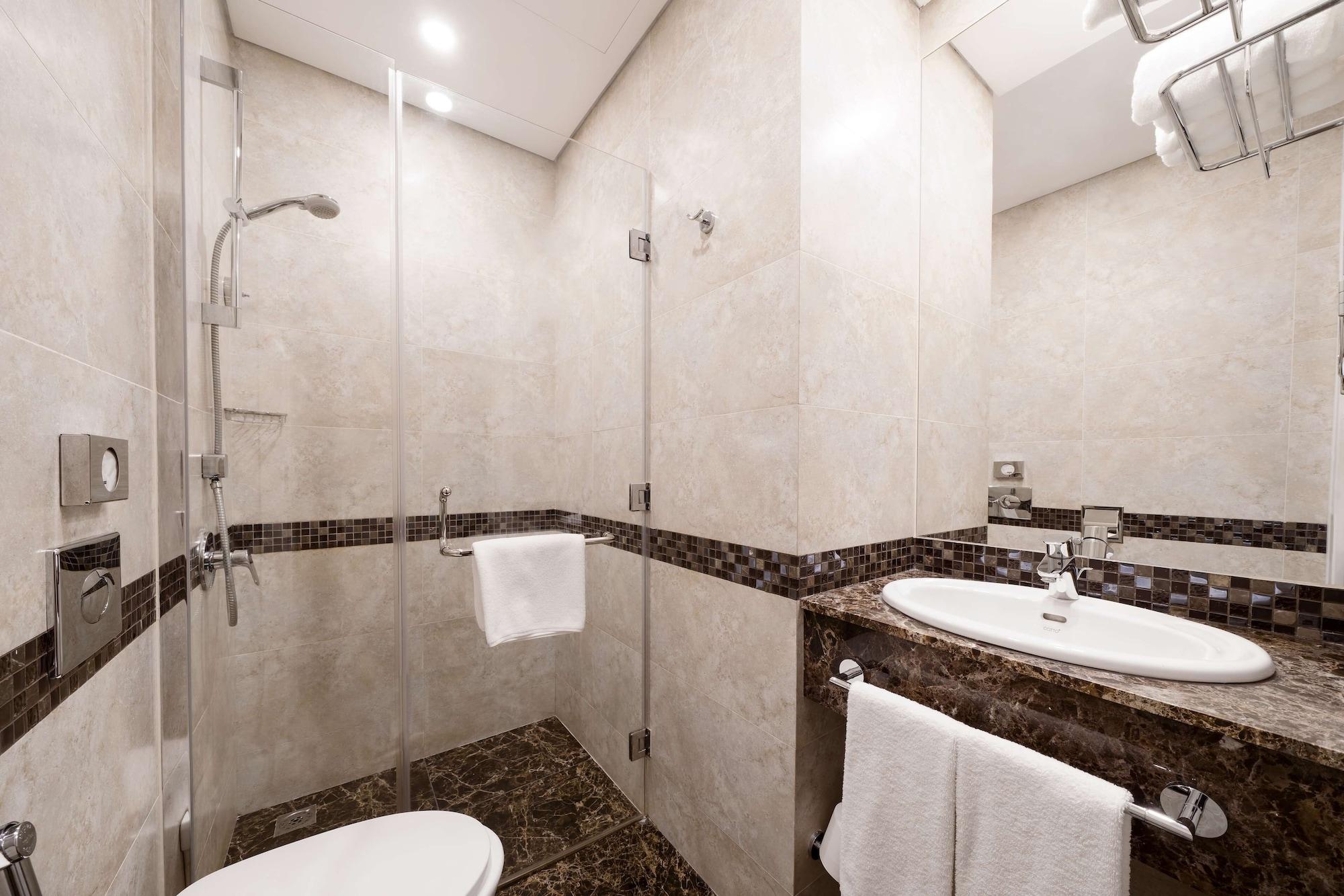 Sas Residence & Hotel, Dhahran - Formerly Radisson Blu Эль-Хубар Экстерьер фото